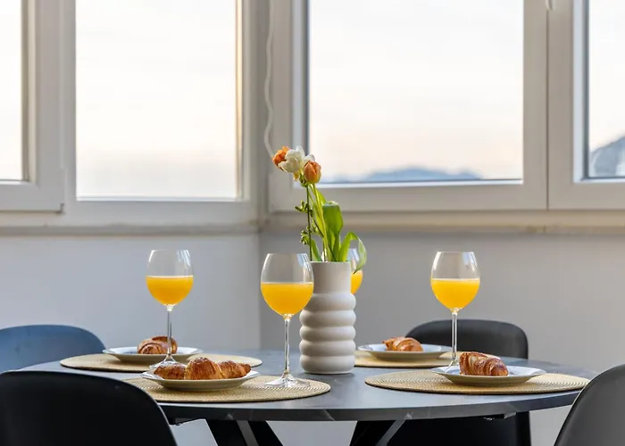 Apartament Orca -sea View