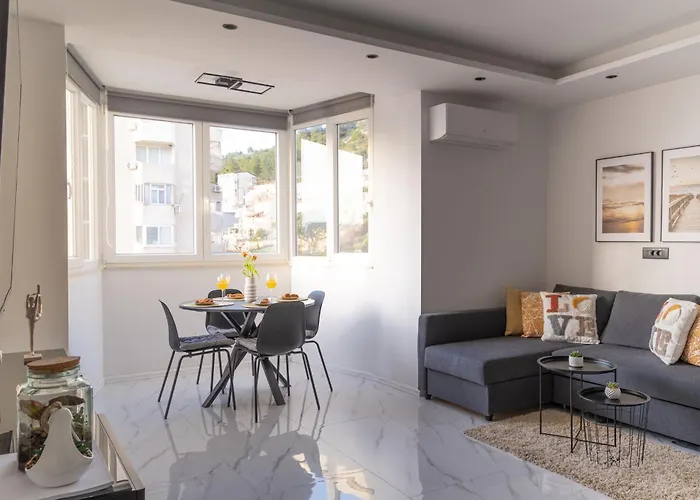 Orca -sea View Apartmán